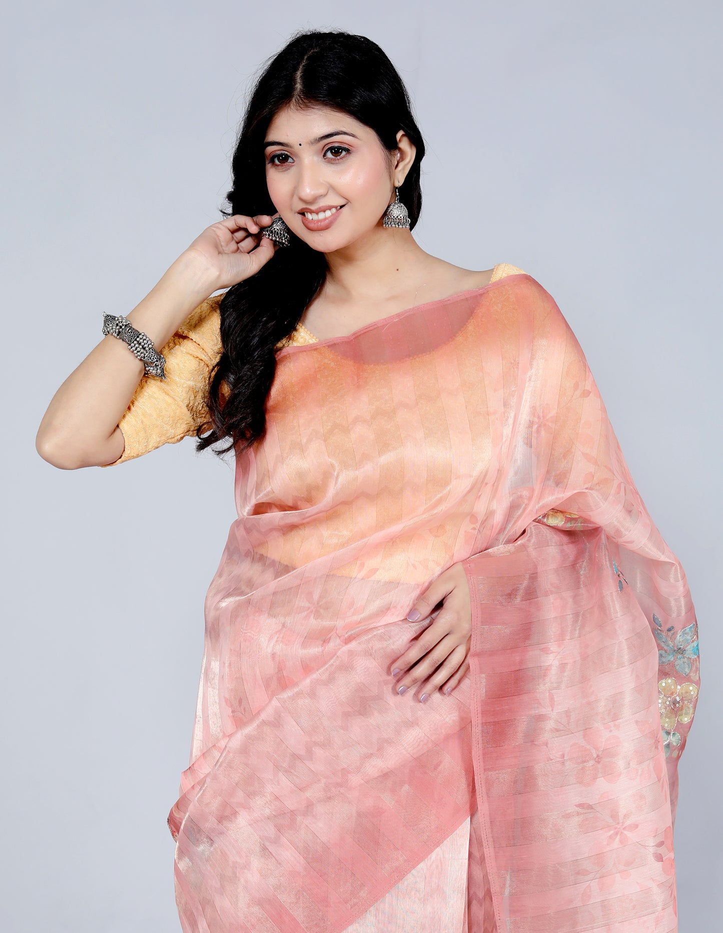 Pure Handloom Tissue Pita Work Floral Saree