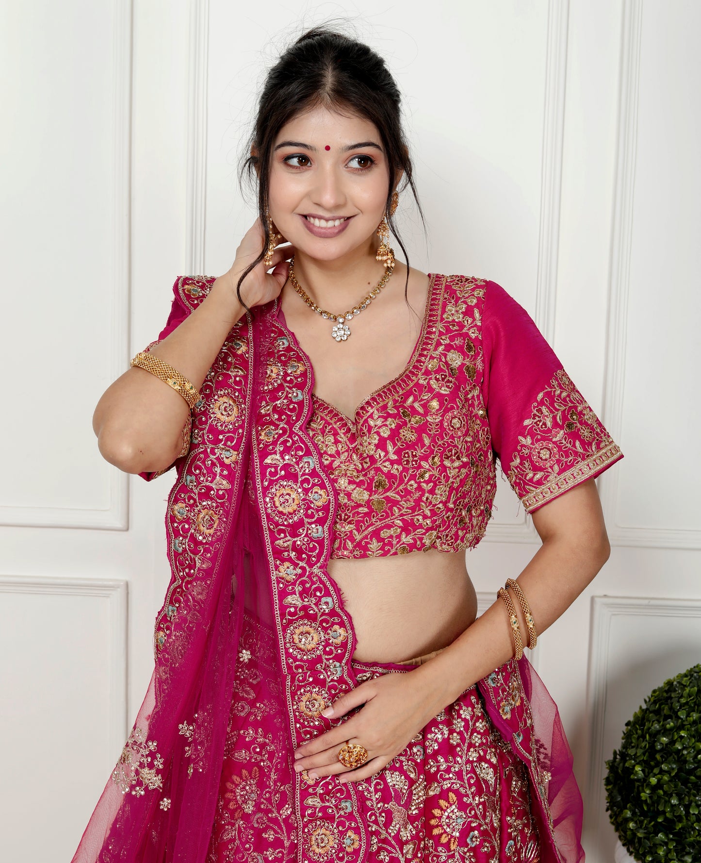 MAHARANI VELVET BRIDAL LEHNGA