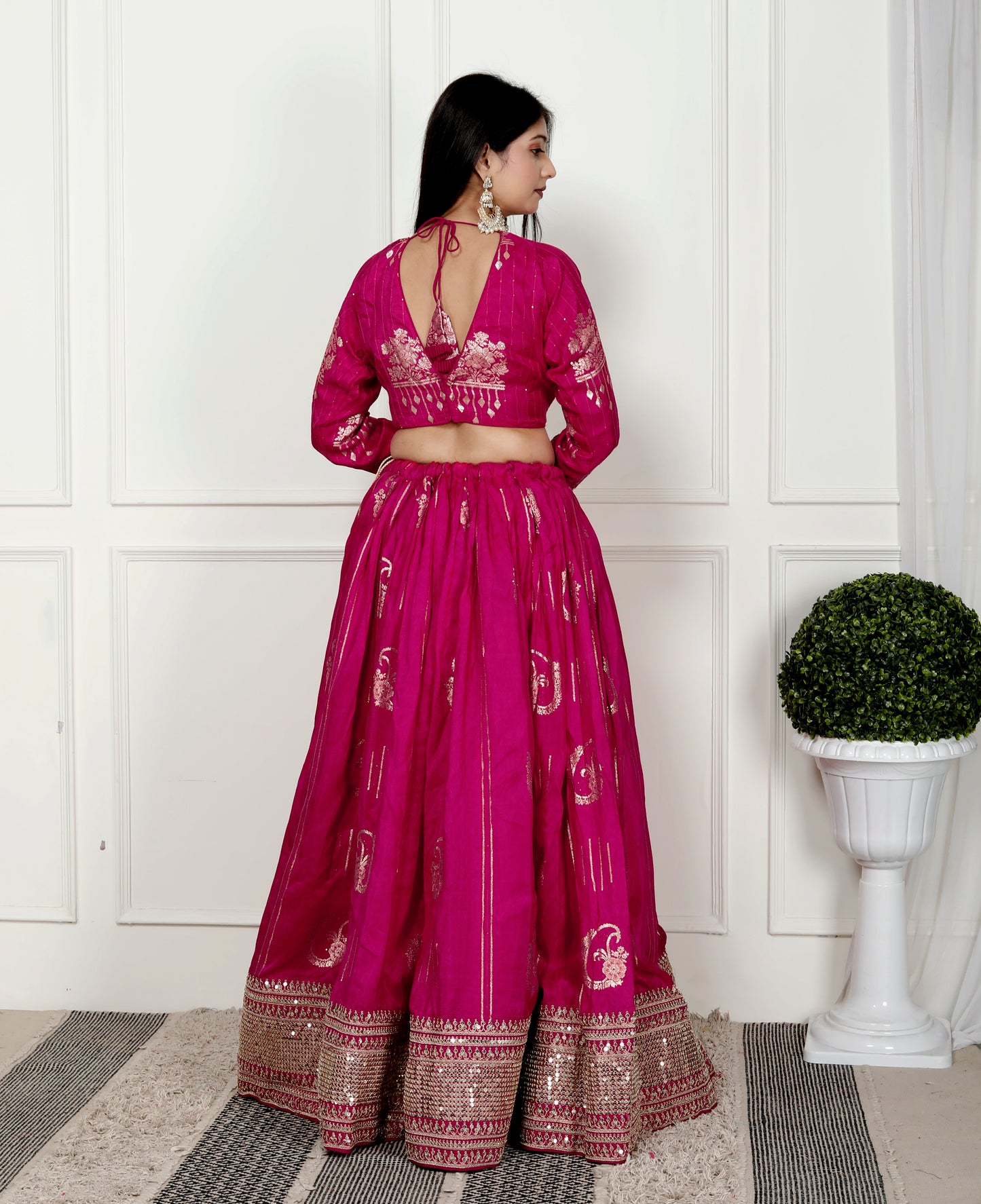 GULABI SEQUENCE SILK LEHNGA