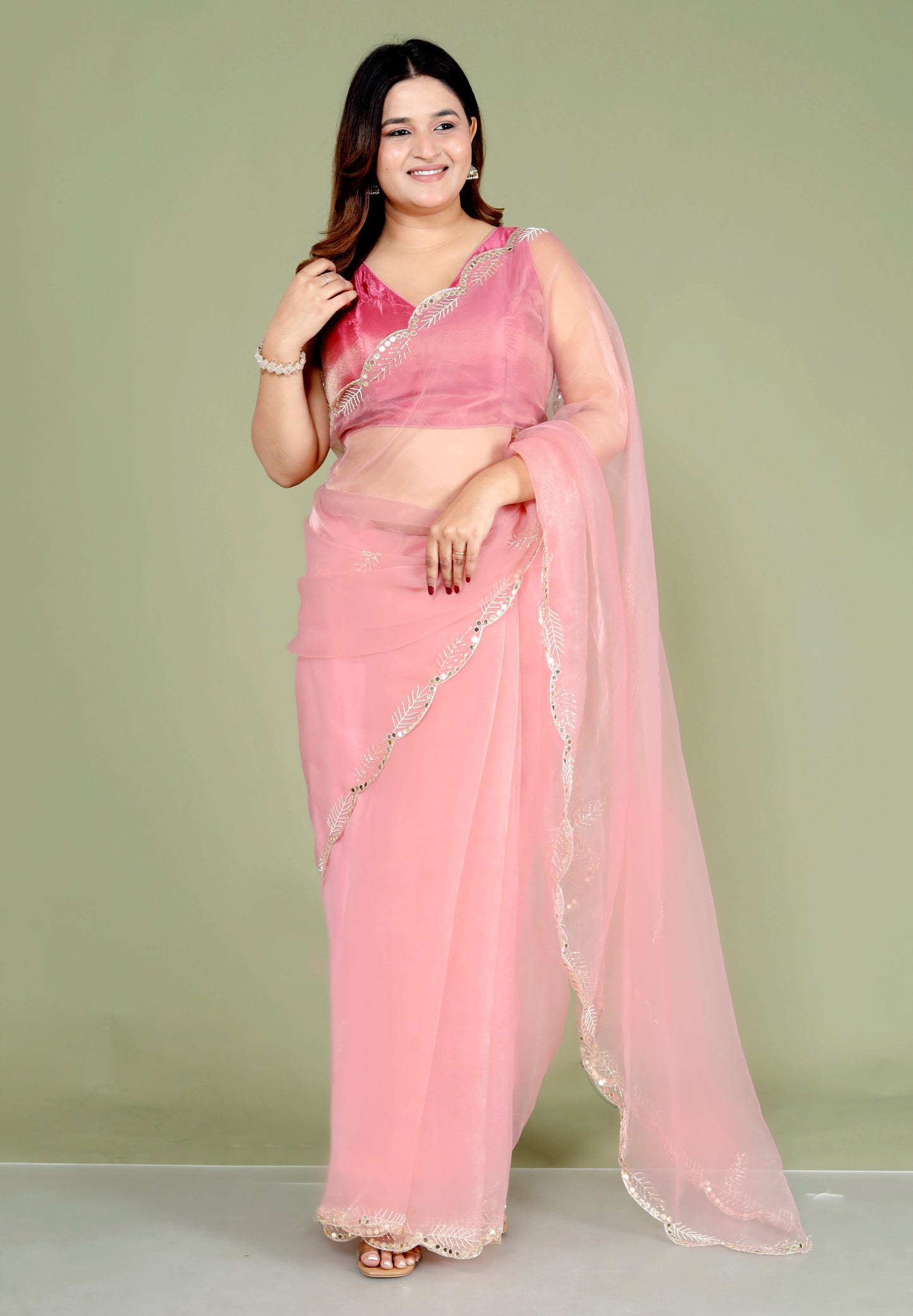 Roopgatha Pure Tissue Handwork Zari Saree