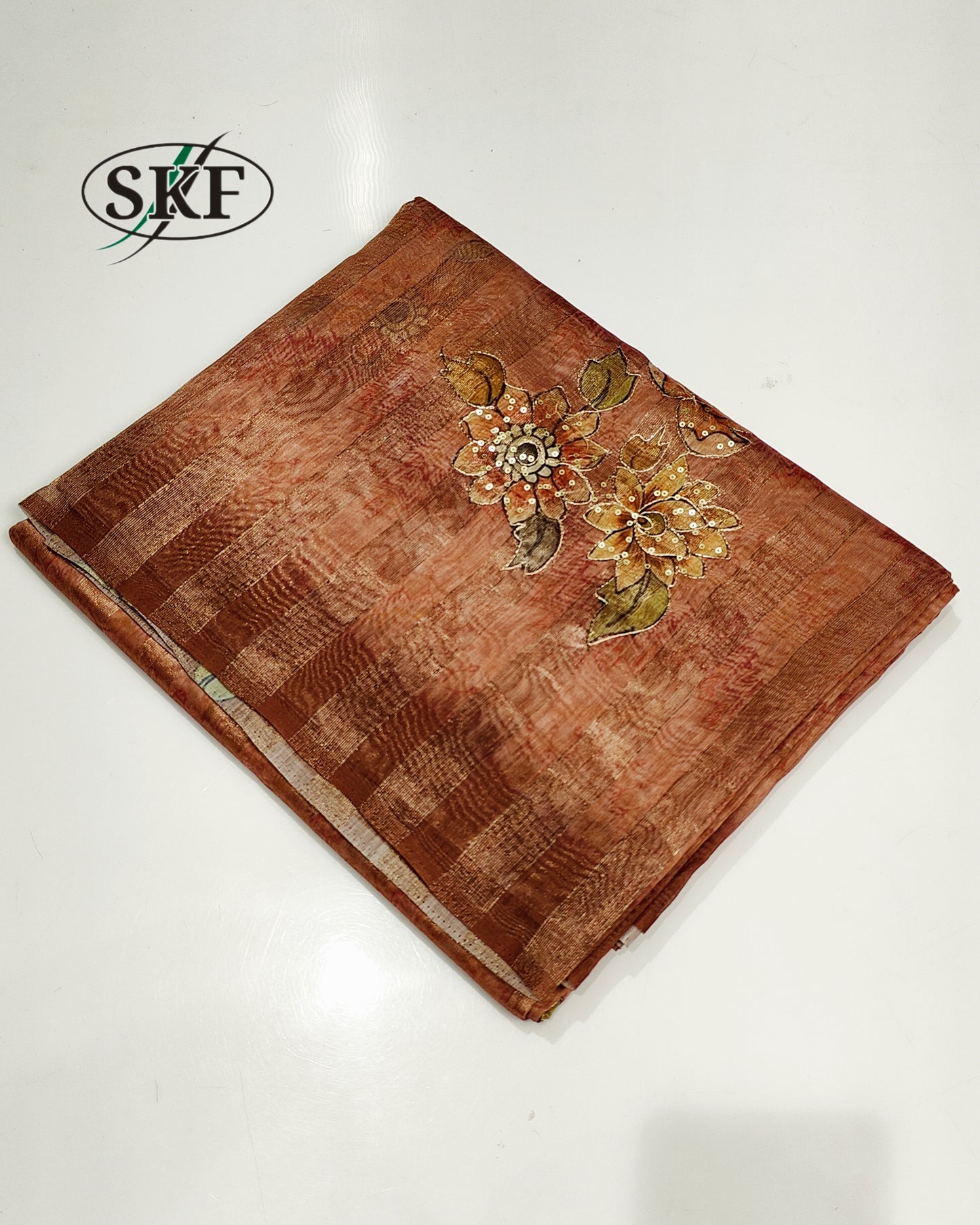 Pure Handloom Tissue Pita Work Floral Saree