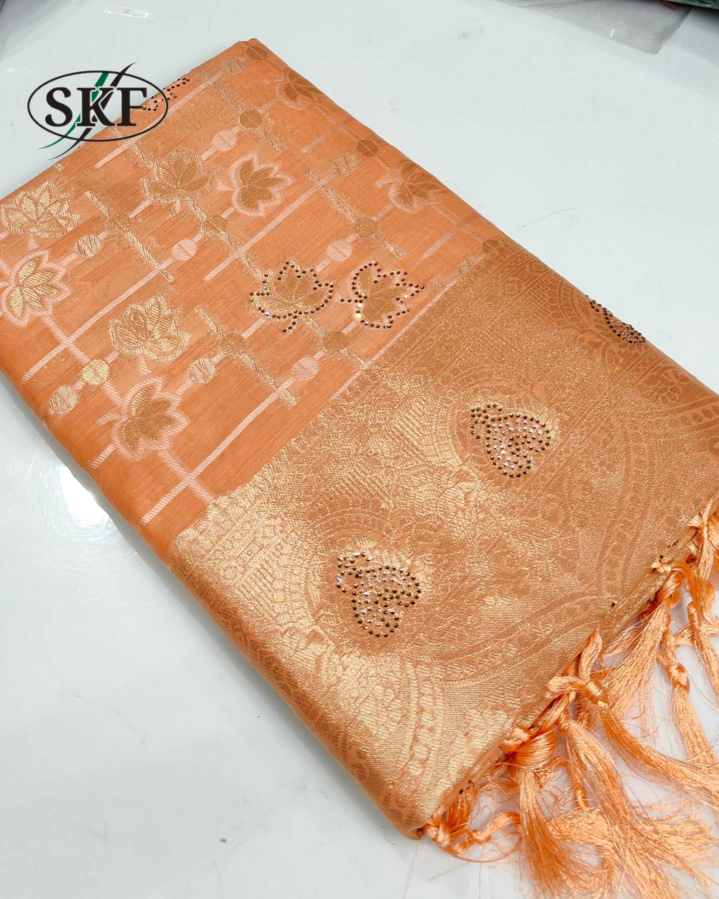 SILK WEAVING SEROSKI WORK SEE GREEN SAREE BY SKFBHOLUBHAI