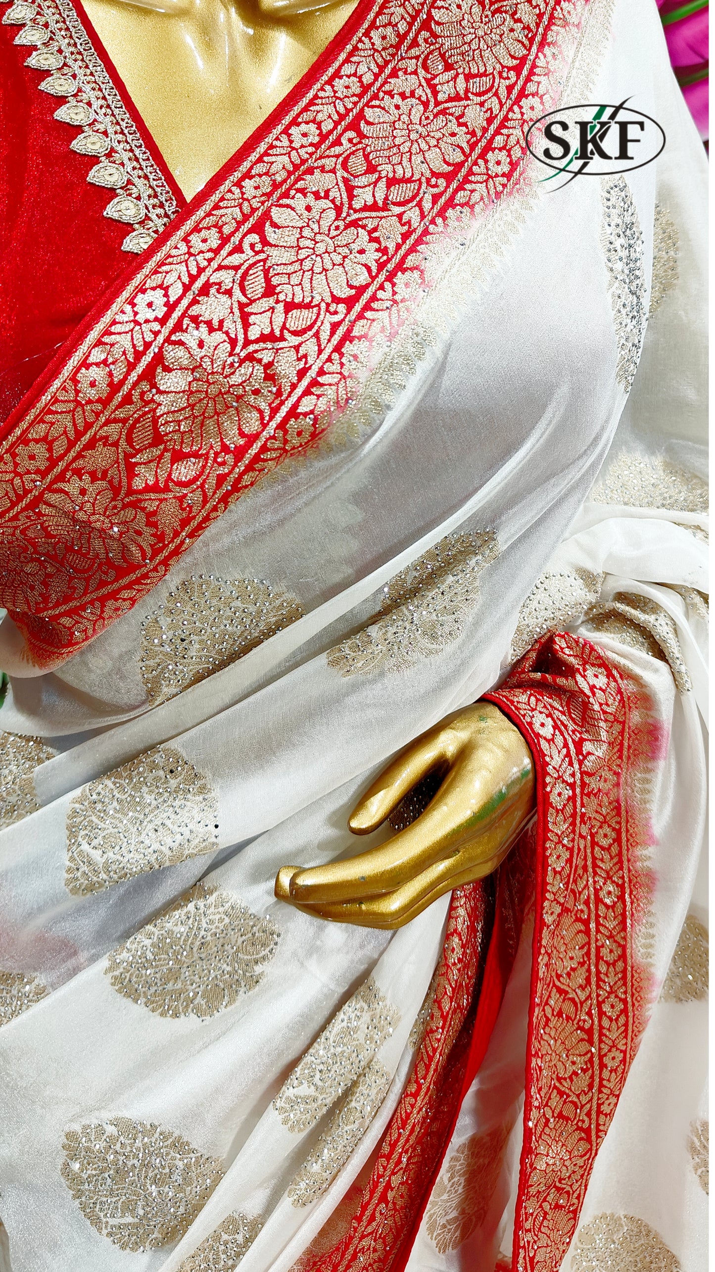 JAIPURI FAGUN SILK RED&WHITE SEROSKI WEAVING BUTTY SAREE BY SKFBHOLUBHAI