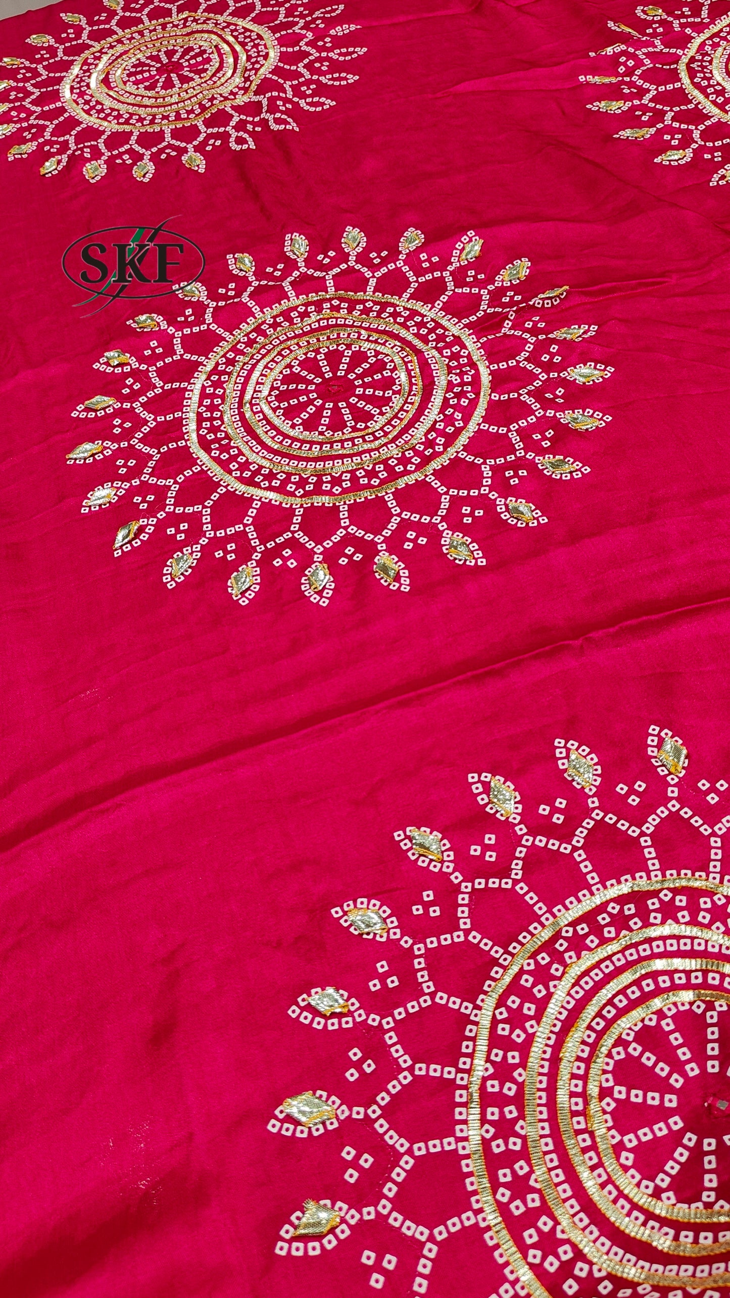 GAJJI SILK KACHA GOTTA CHAKRA BHANDHANI BORDER WORK RANI PINK SAREE BY SKFBHOLUBHAI