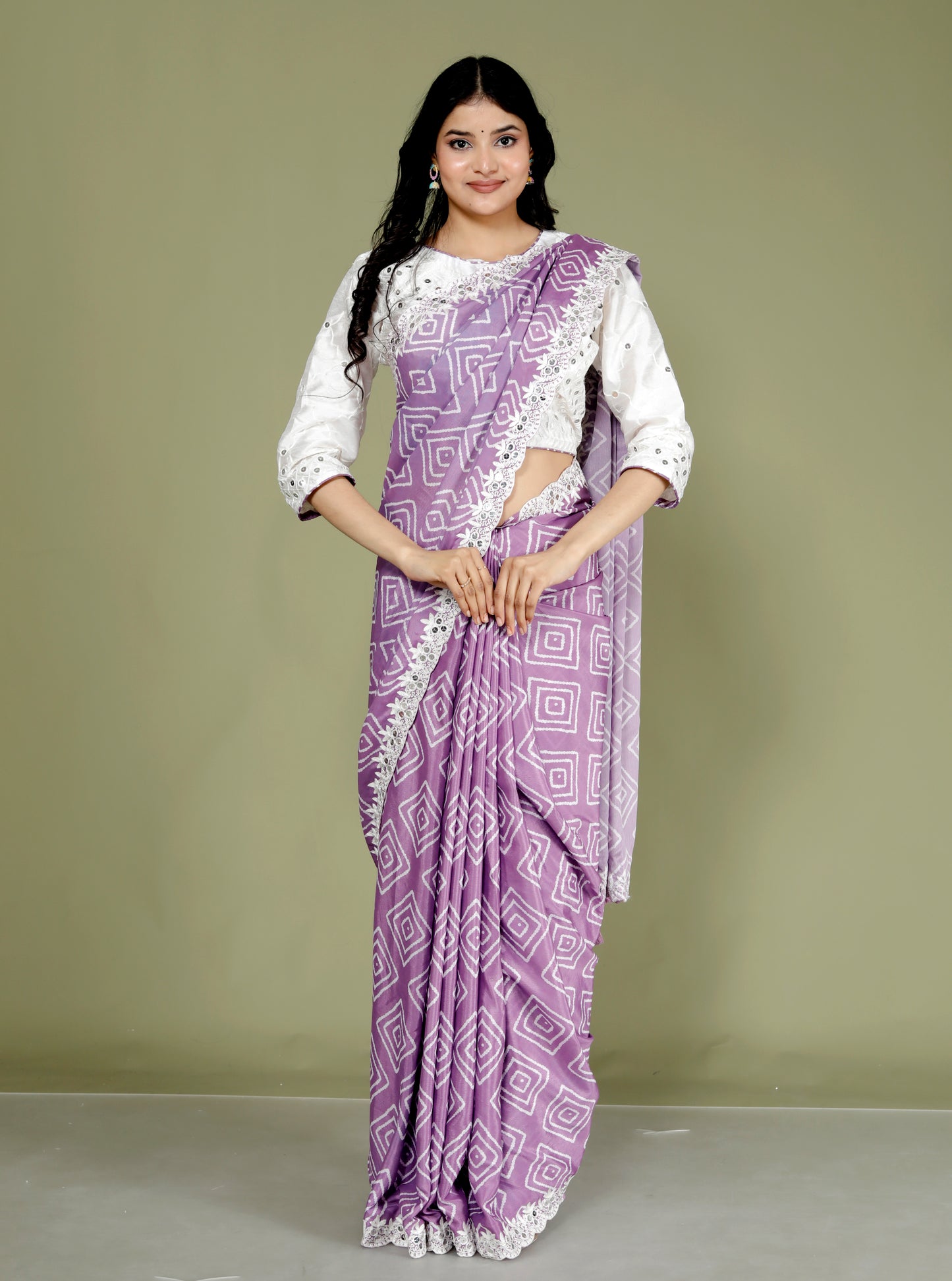 CHINON DIGITAL PRINT THREAD EMBROIDERY STICH BLOUSE LAVENDER SAREE BY SKFBHOLUBHAI