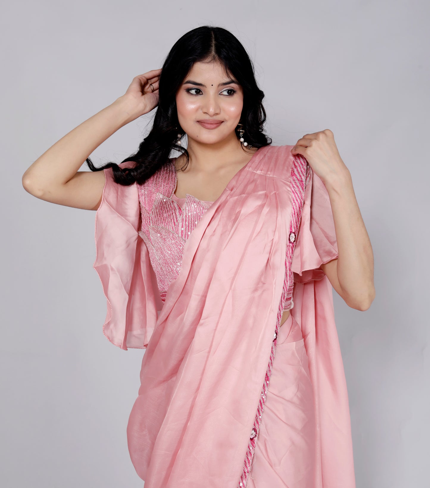 HO SILK EMBROIDERY BORDER STICH BLOUSE PINK SAREE BY SKFBHOLUBHAI
