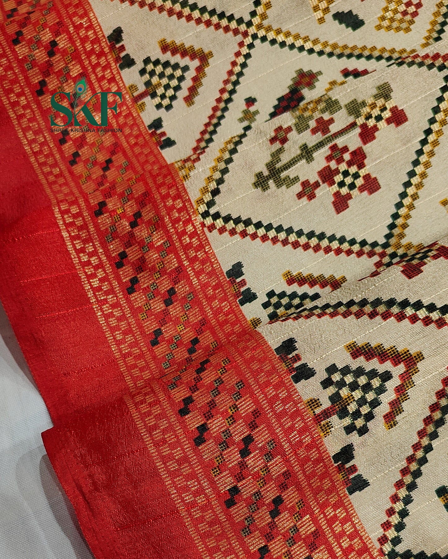MAURA SILK PATOLA FOIL PRINT WEAVING BEIDGE SAREE BY SKFBHOLUBHAI
