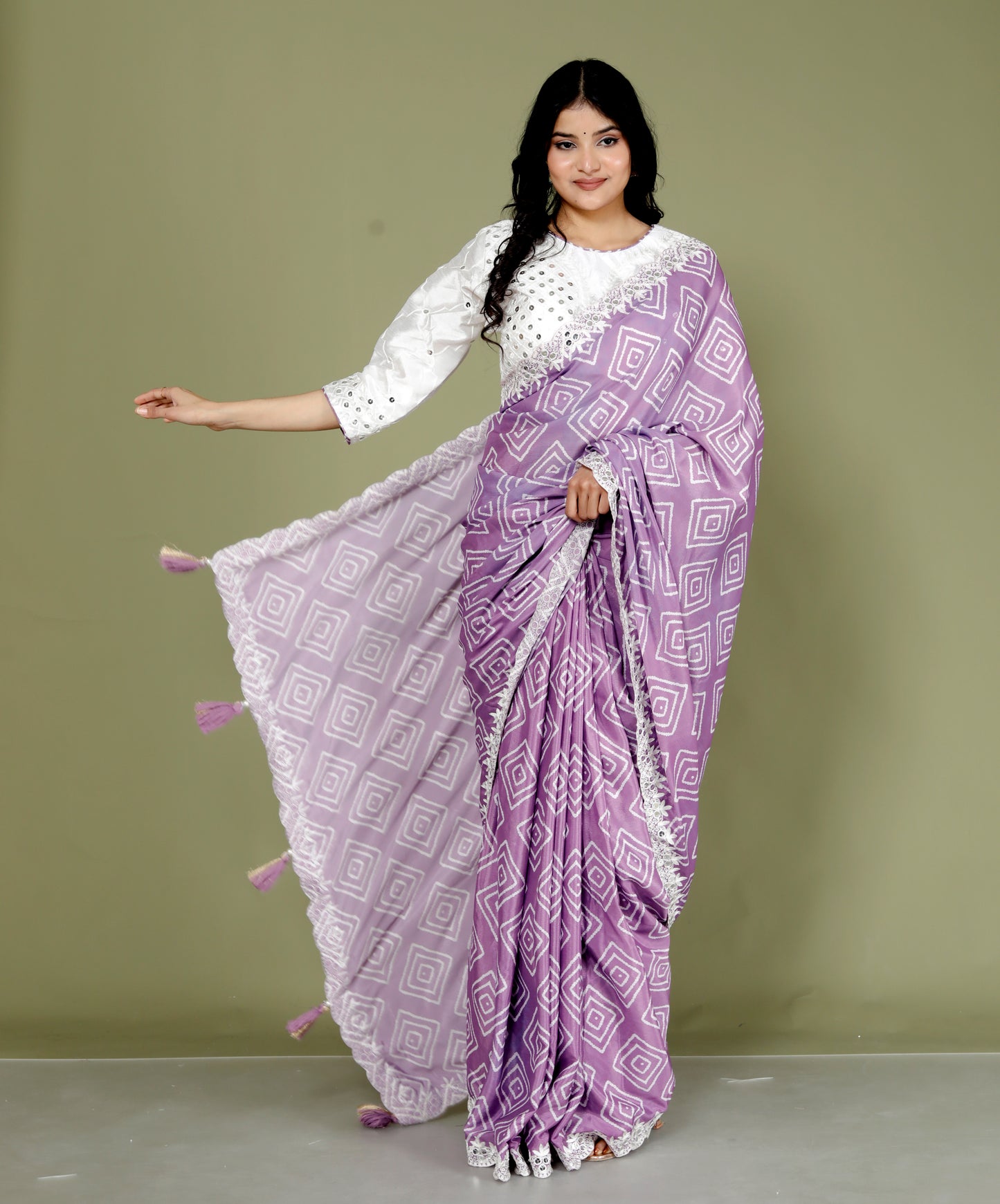 CHINON DIGITAL PRINT THREAD EMBROIDERY STICH BLOUSE LAVENDER SAREE BY SKFBHOLUBHAI