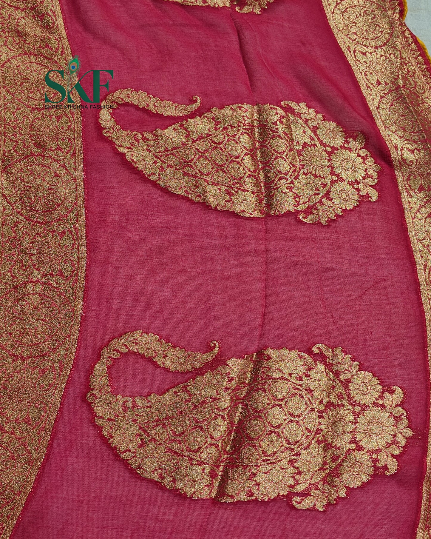 KHADI NEEM JARI GEORGETTE BHANDHANI ONIONPINK SAREE BY SKFBHOLUBHAI