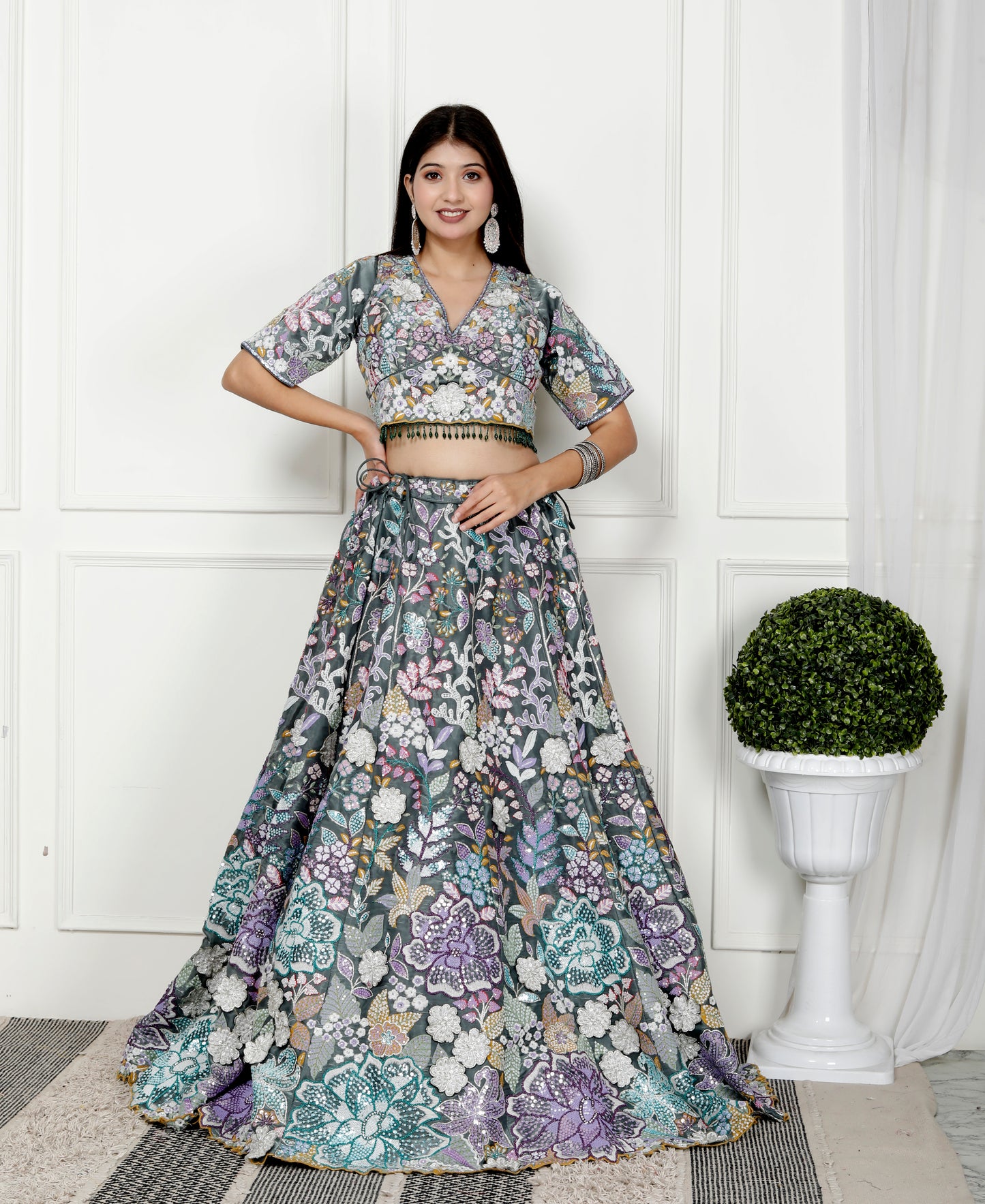 SEQUENCE FLORAL FOREST LEHNGA