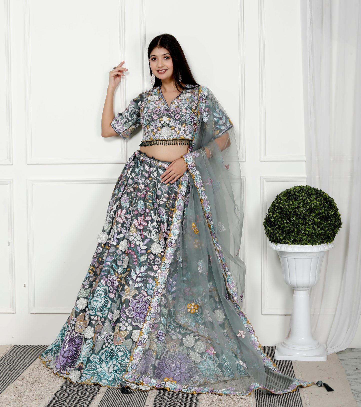 SEQUENCE FLORAL FOREST LEHNGA