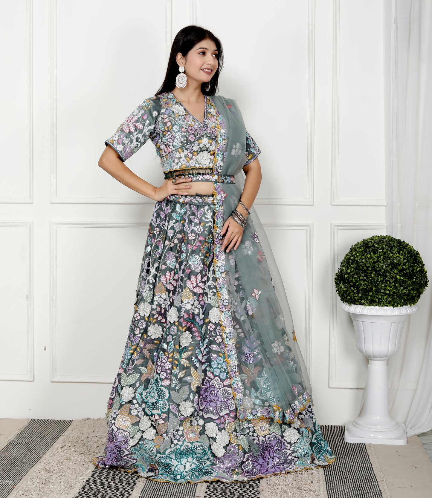 SEQUENCE FLORAL FOREST LEHNGA