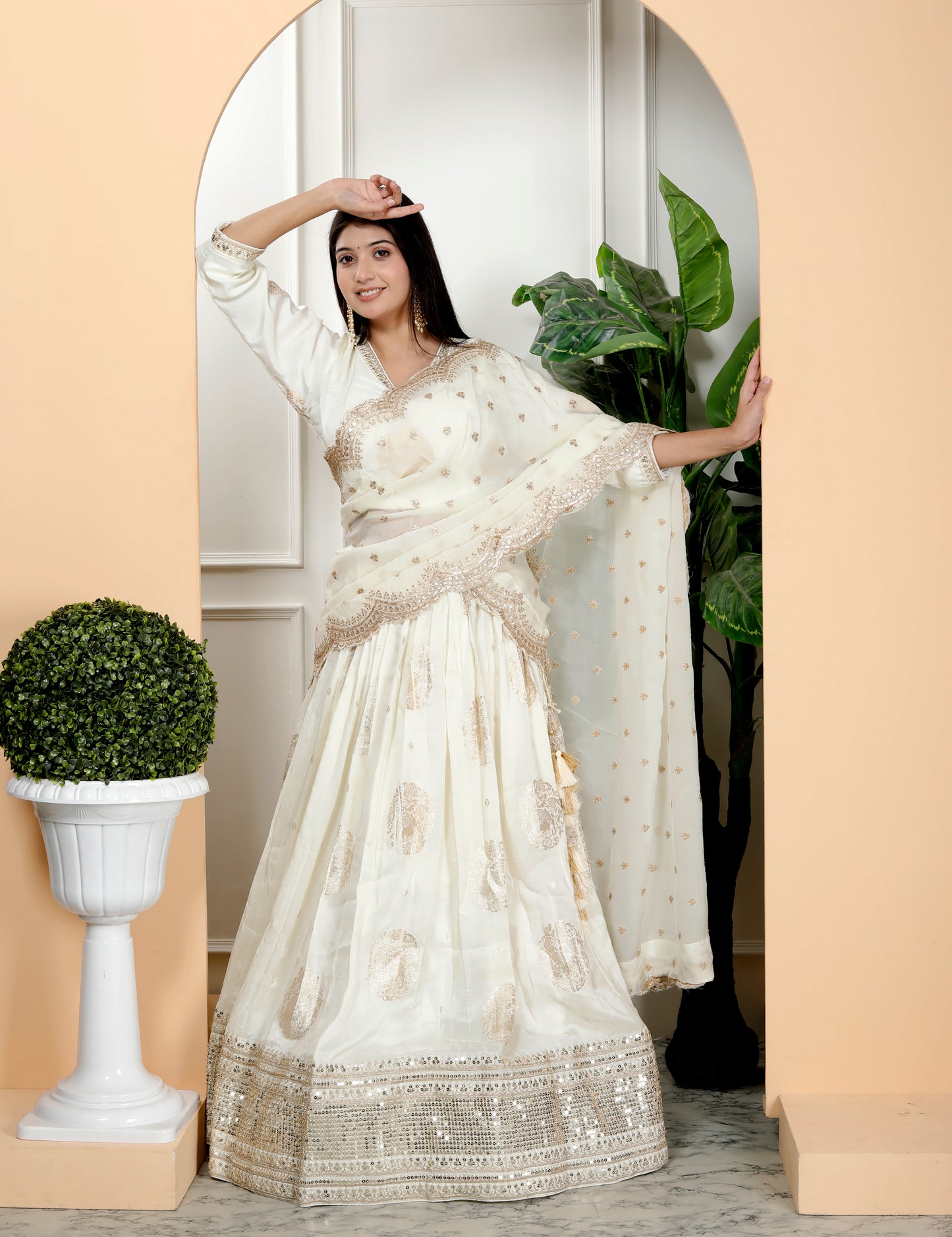 STYLISH IVORY SILK LEHNGA