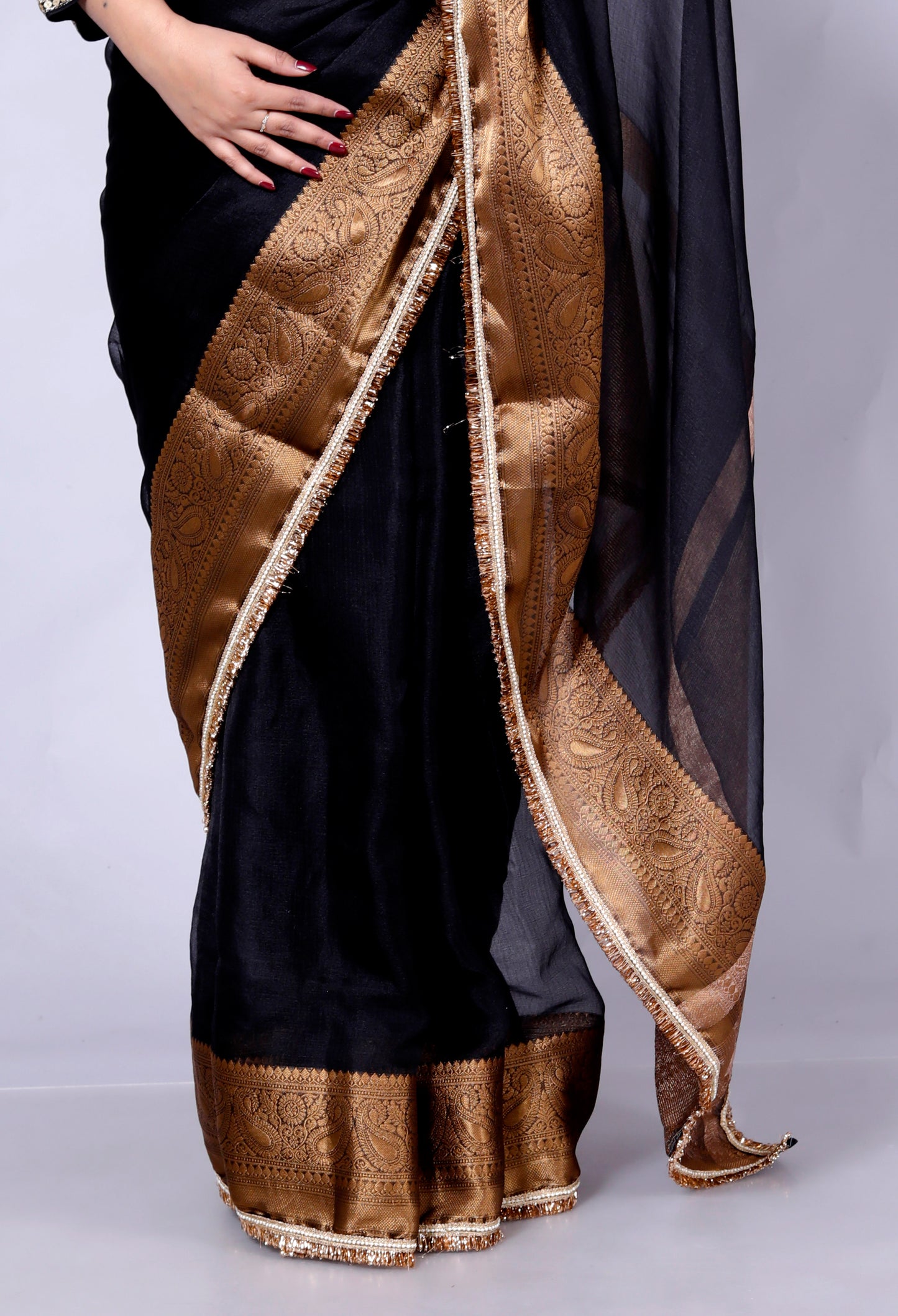 Roopgatha Pure Tissue silk border saree