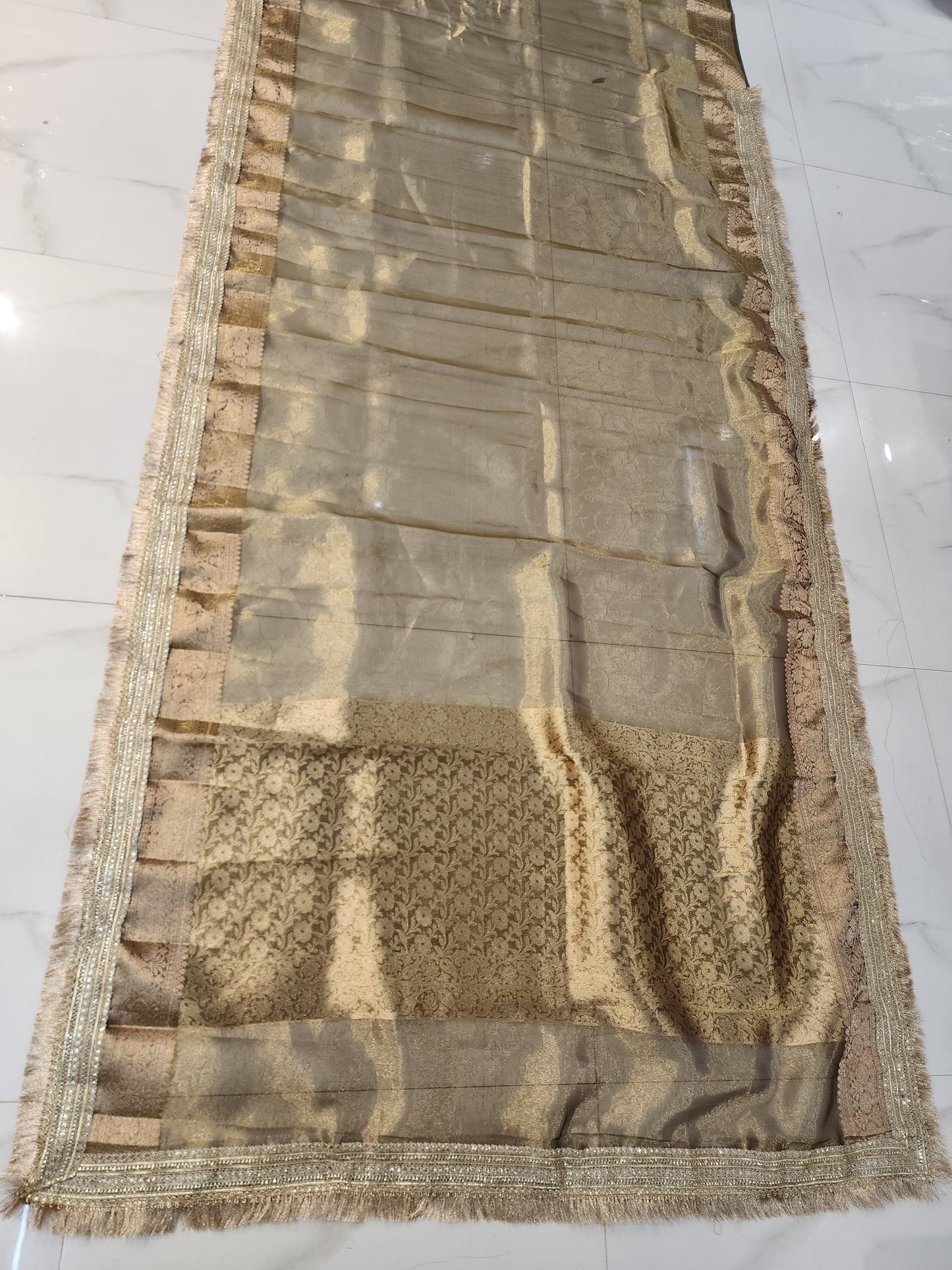 Roopgatha Pure pathetic silk Banarsi Tissue Border Saree