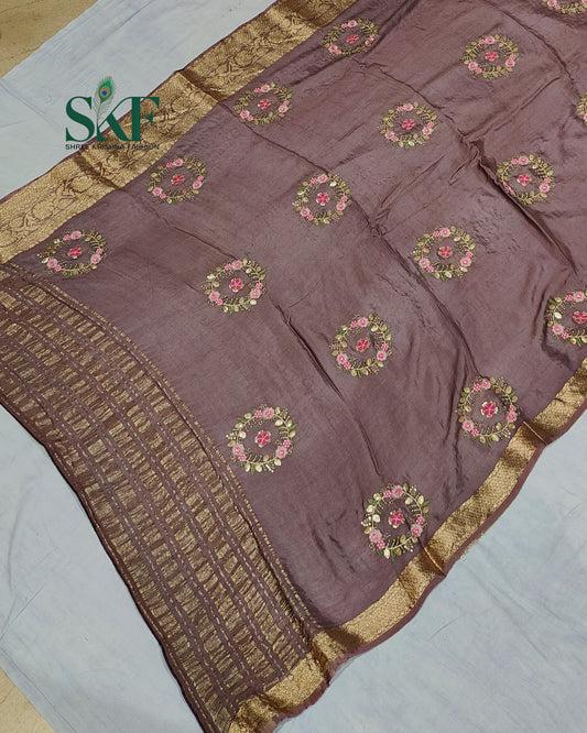 CHINON SEQUENCE EMBROIDERY WEAVING  WORK LILAC SAREE BY SKFBHOLUBHAI