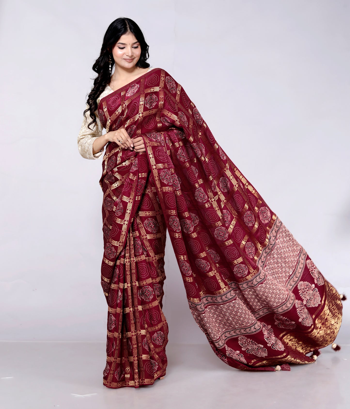 GAJJI SILK GHATCHOLA ZARI WEAVING MEHROON SAREE BY SKFBHOLUBHAI